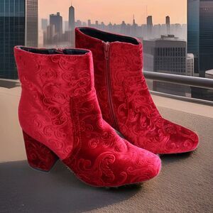 Rare Cherry Burgundy Booties Floral Velvet Crush Red Sz 8.5 W Shoe Dazzle